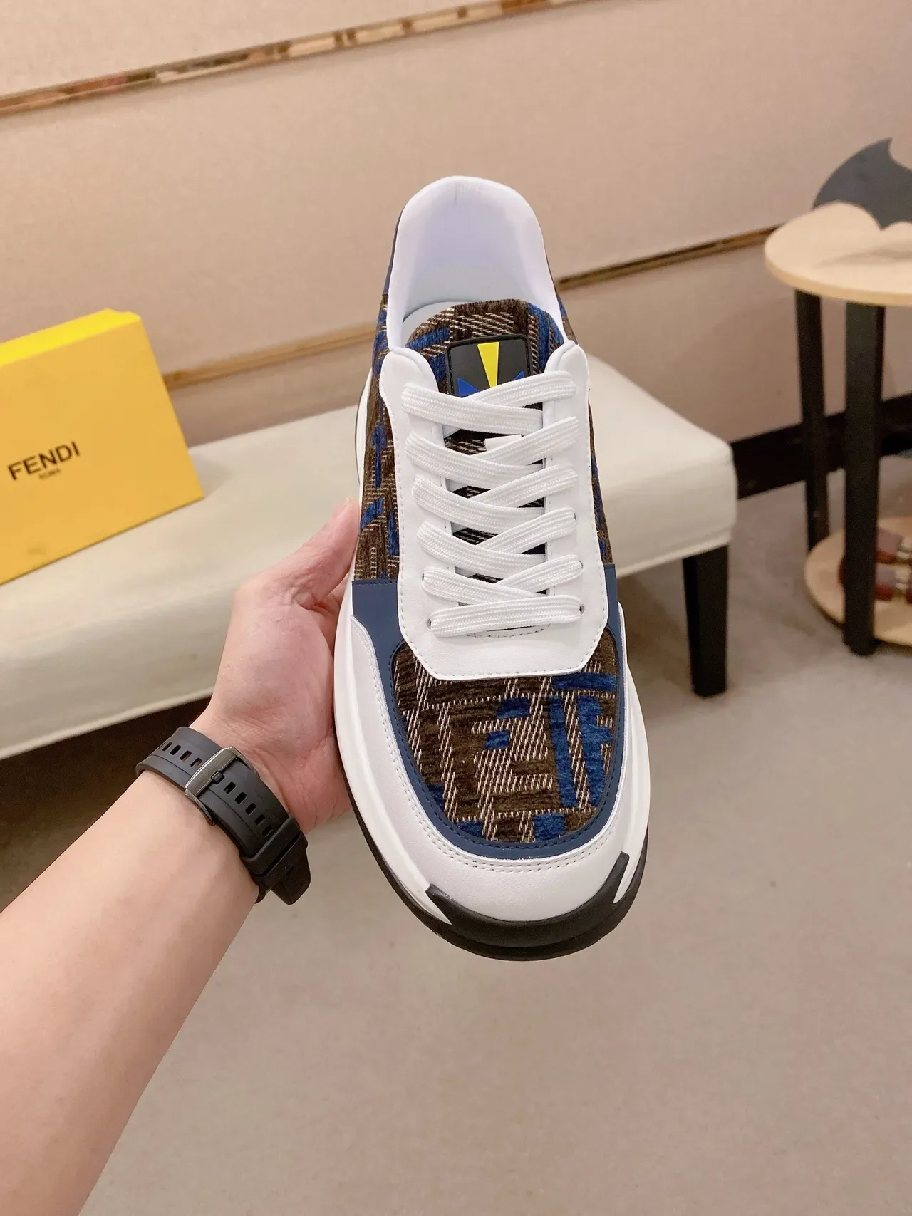 Fendi blanco marino FF Monogram jacquard superposiciones cuero superior Lifestyle Sneakers 2