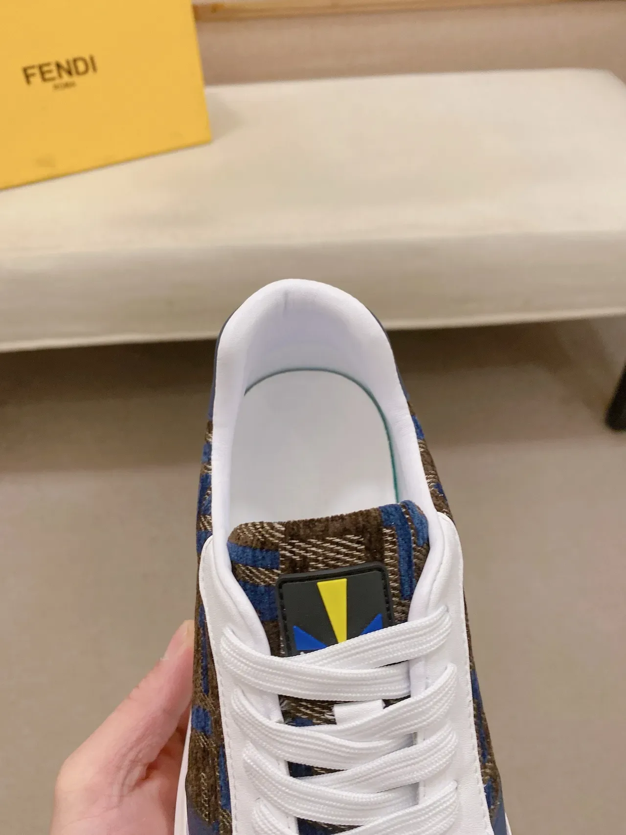 Fendi blanco marino FF Monogram jacquard superposiciones cuero superior Lifestyle Sneakers 6