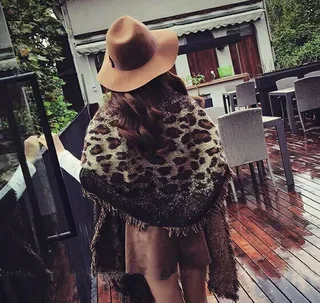 Beige Brown Knitted Leopard Print Scarve 5