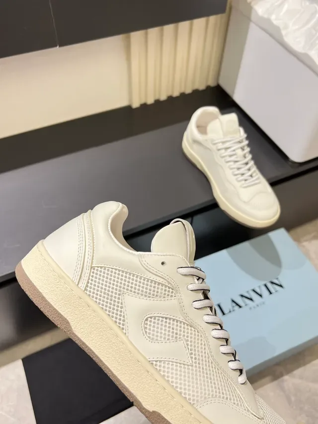 Beige Gray Low-Top Mesh-and-Leather Panel Construction Sneakers 3