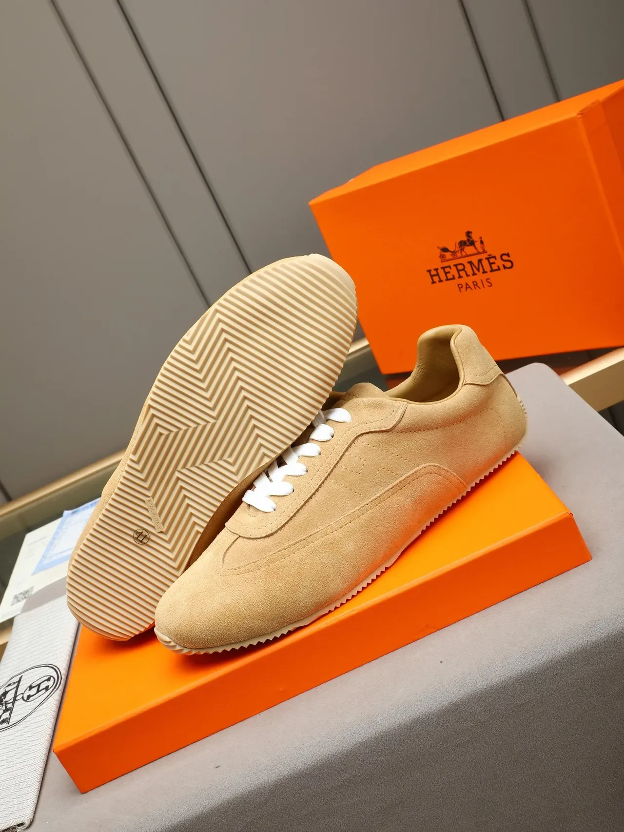 Beige White Suede Upper Laces Sneakers 4
