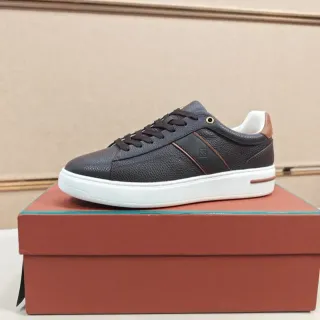 حذاء رياضي جلدي أسود وبني low-top