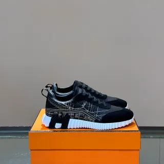 Black and White Architectural Line-Art Low-Top Lifestyle Sneakers