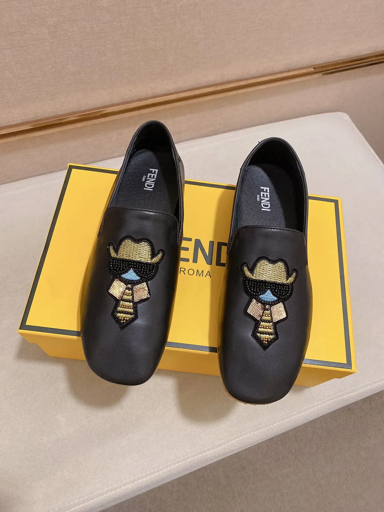 Black Beige Leather Embroidered Vamp Motif Loafer 6