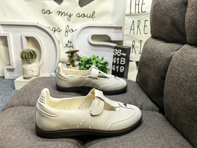 Black Beige Suede-Like Upper Cream Lining Mary Jane Shoes 11