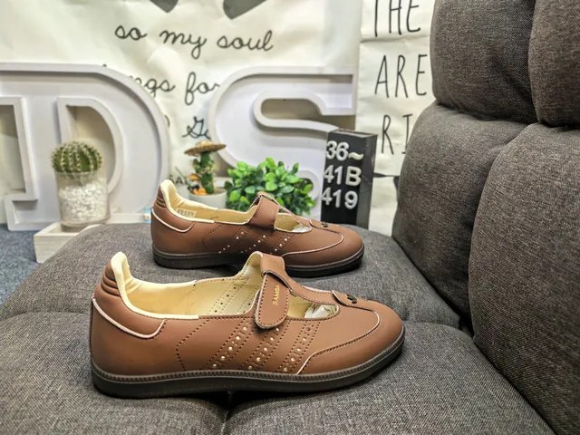 Black Beige Suede-Like Upper Cream Lining Mary Jane Shoes 21