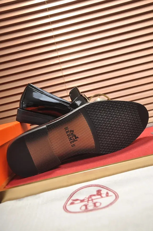 Black Brown Glossy Patent Leather Mixed-Material Upper Loafer 3