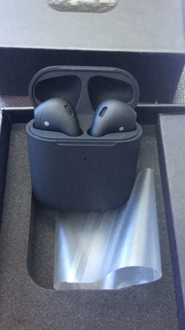 Black Gray Matte Finish Compact Charging Case TWS Earbuds 5