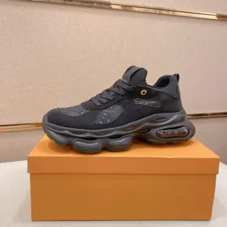 Black Gray Oversized Sculpted Sole Mixed-Material Upper Chunky Sneakers