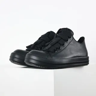 حذاء رياضي أسود أحادي اللون oversized من الدانتال منصة