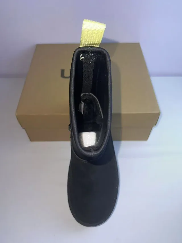 Black Platform Sole Elasticated Shaft Ankle Boots 2