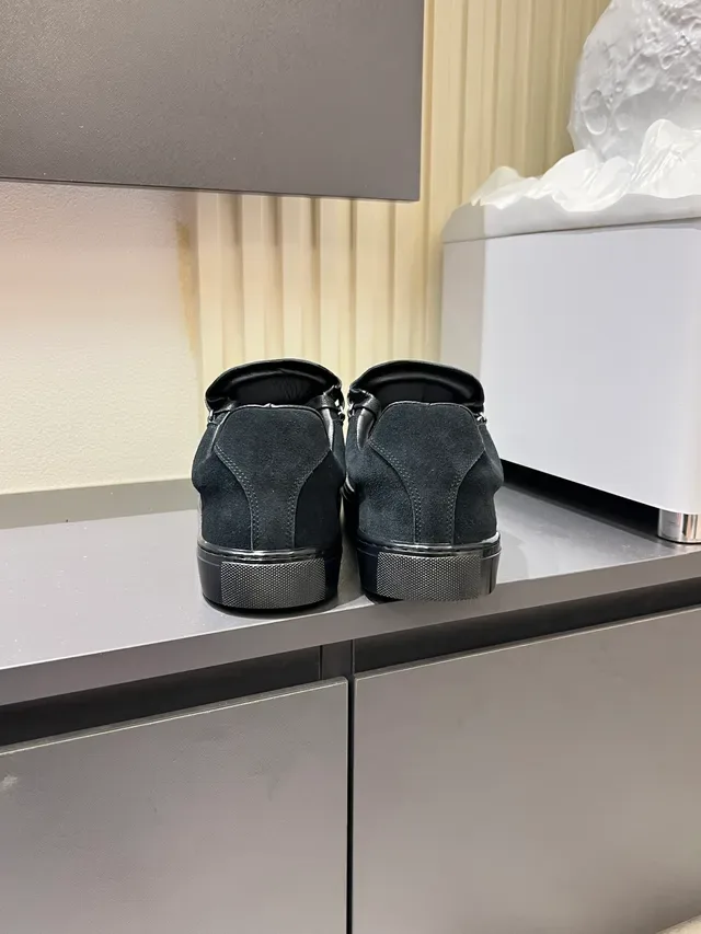 Black Suede Upper Glossy Rubber Sole Sneakers 2