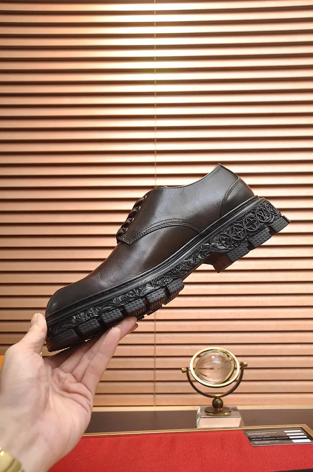 Brown Black Sculpted Ornate Sole Polished Leather Derby Shoes 6