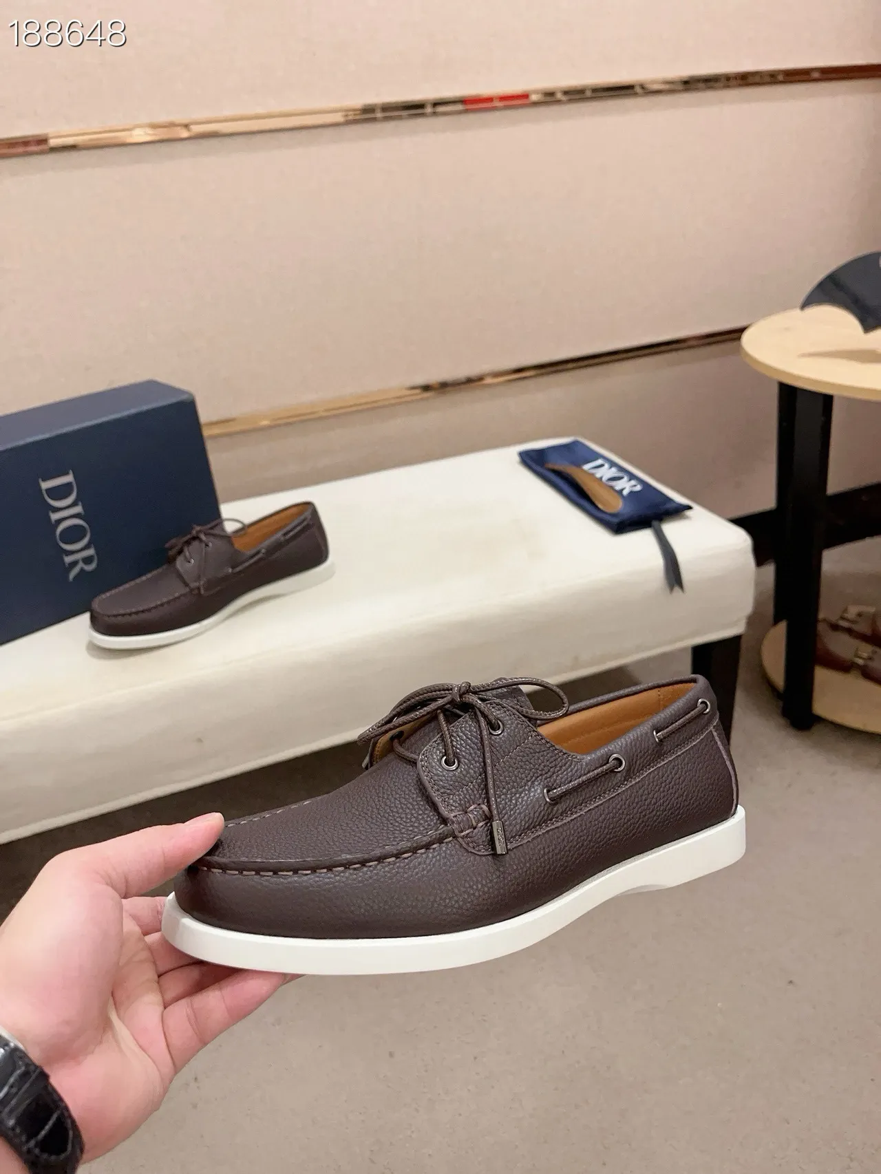 বাদামি সাদা pebble চামড়া Moc-Toe সেলাই boat জুতা 5