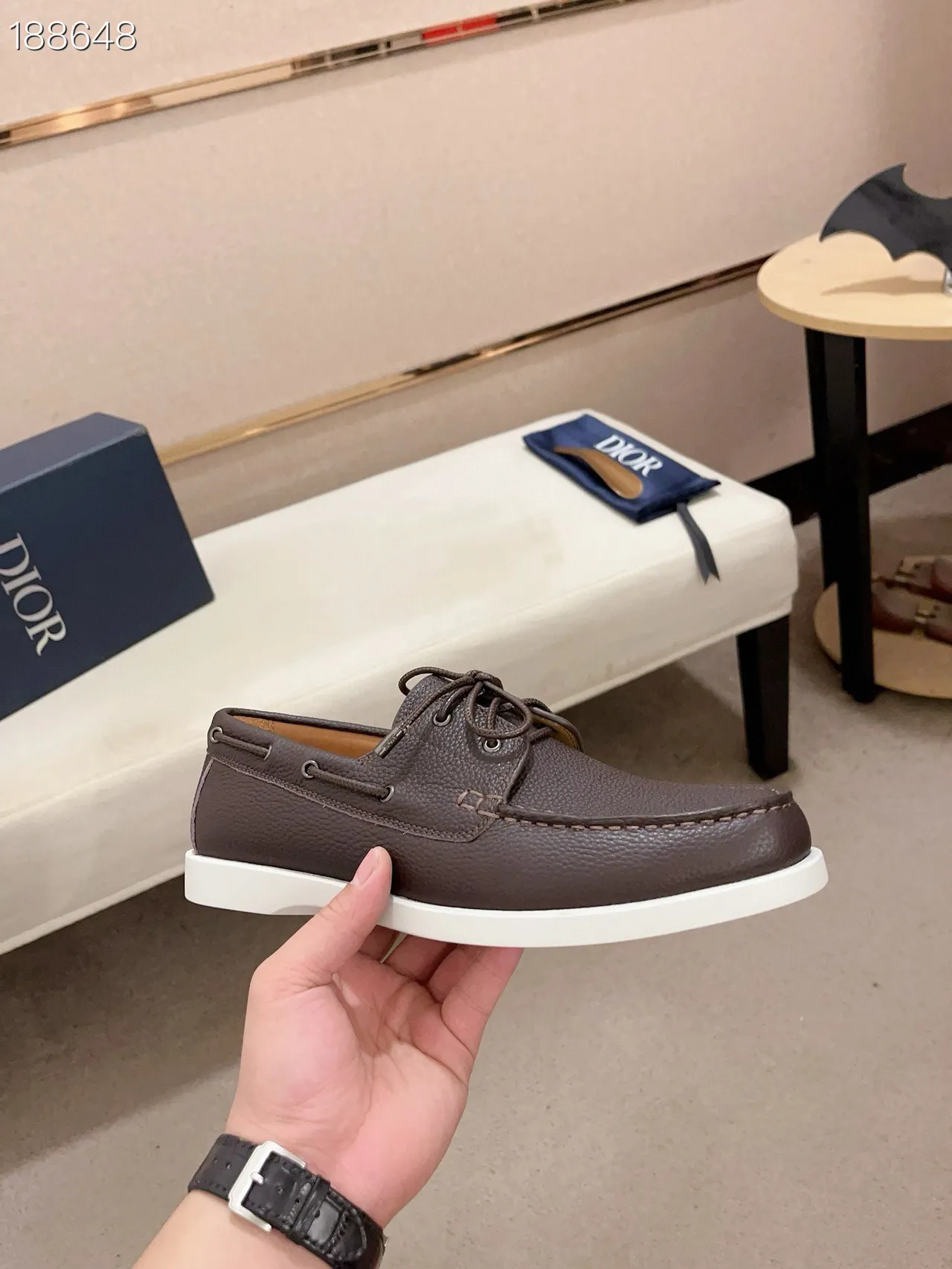 বাদামি সাদা pebble চামড়া Moc-Toe সেলাই boat জুতা 6