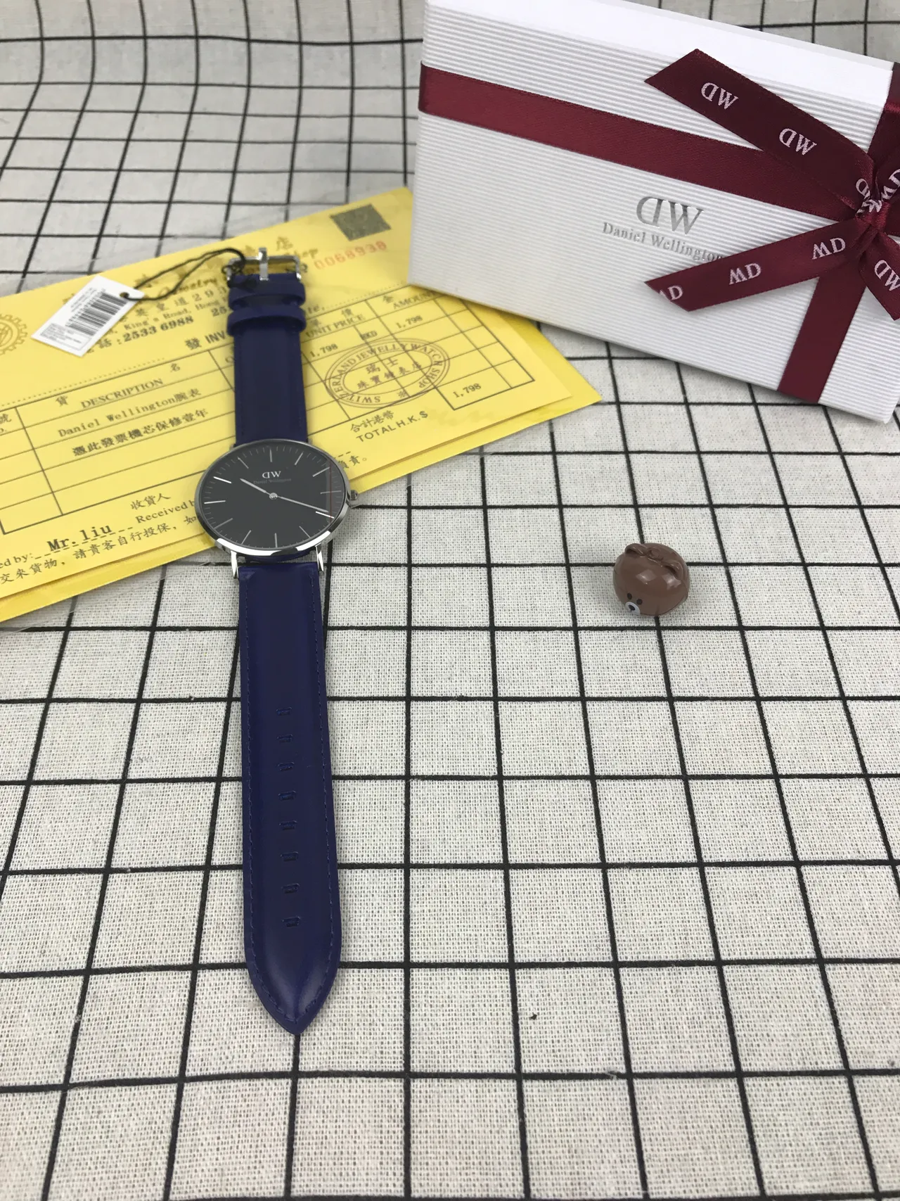 Daniel Wellington नीला काला न्यूनतमवादी पतला केस क्वार्ट्ज घड़ी 2