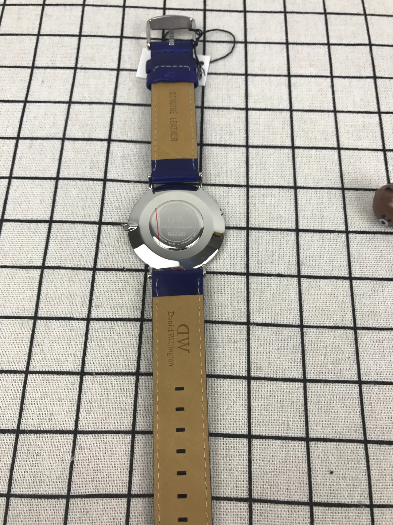 Daniel Wellington नीला काला न्यूनतमवादी पतला केस क्वार्ट्ज घड़ी 5