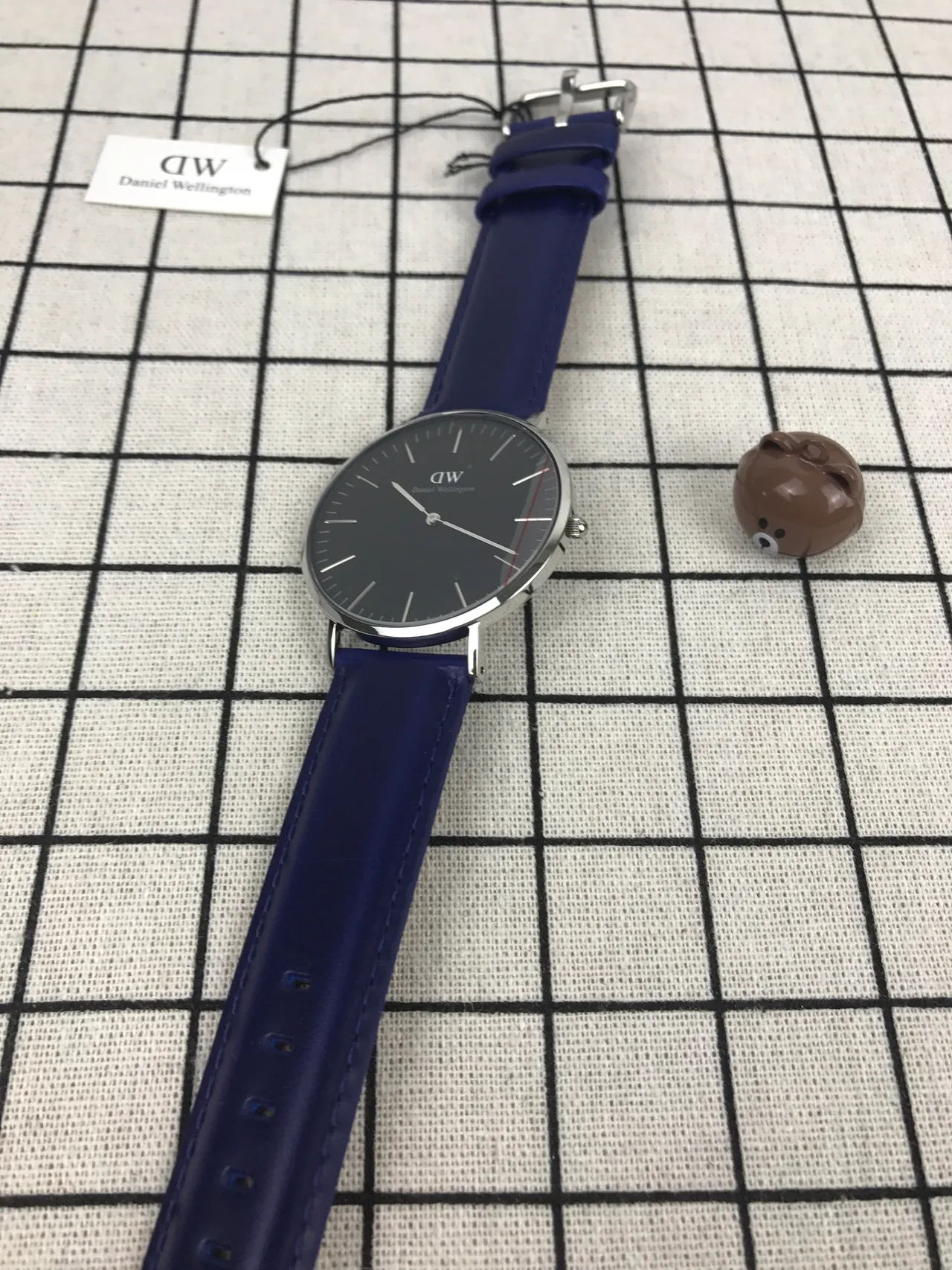 Daniel Wellington नीला काला न्यूनतमवादी पतला केस क्वार्ट्ज घड़ी 6