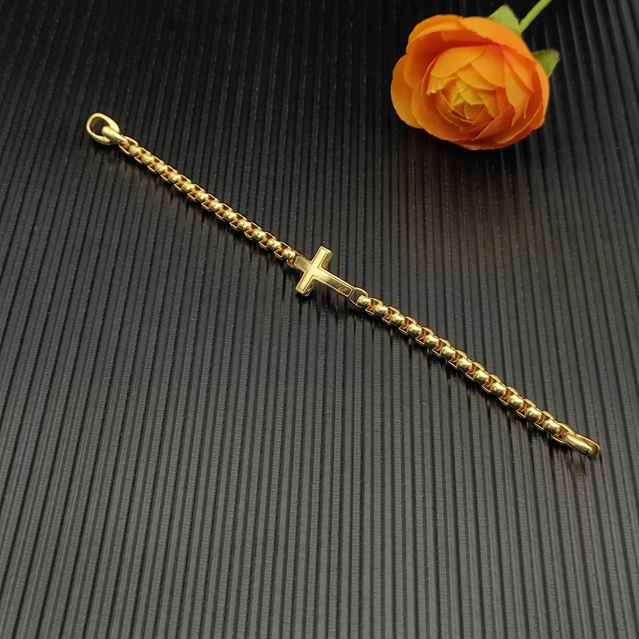 David Yurman Cable Classics Cross Polished Gold-Tone Bracelet 6