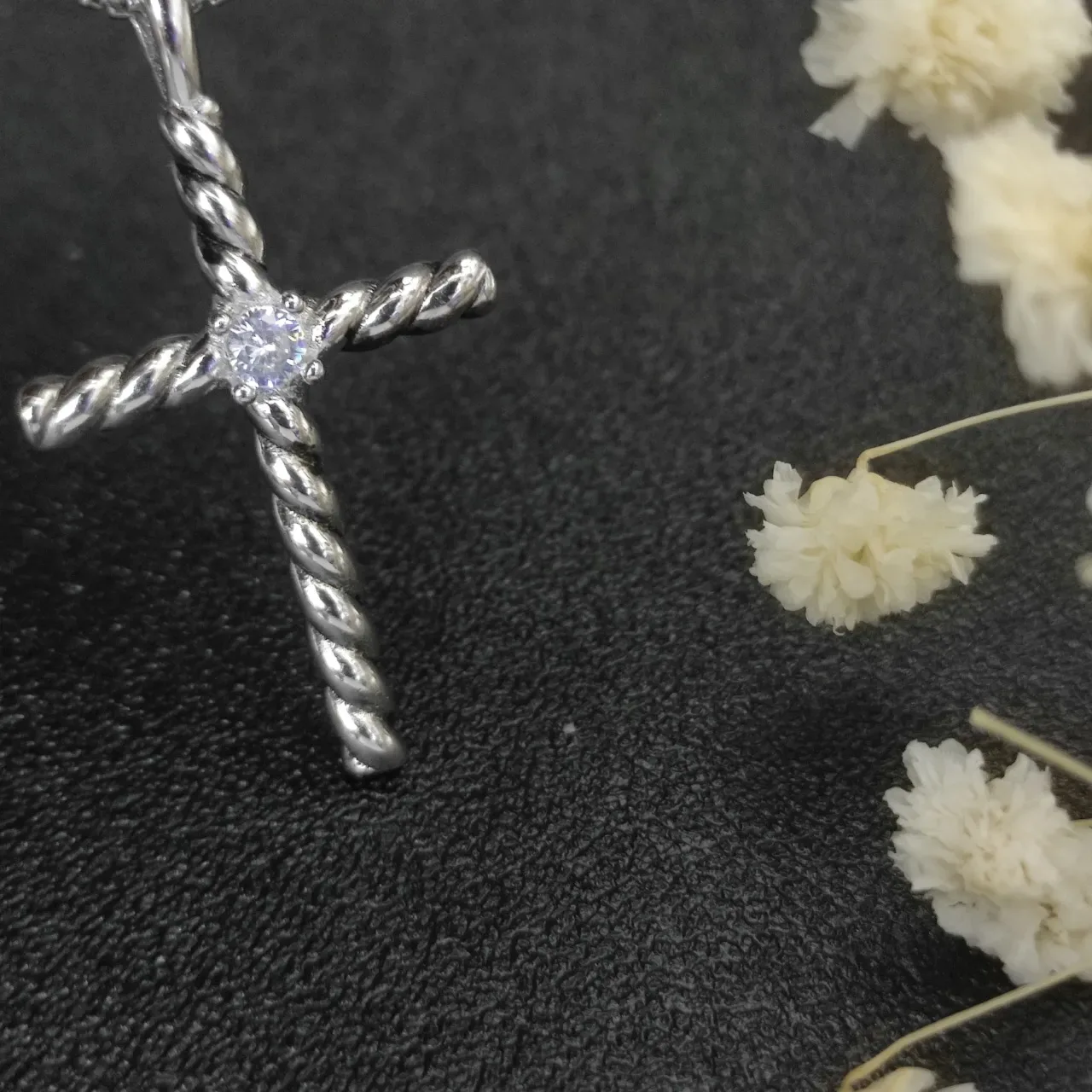 David Yurman Cable Cross Silver Twisted Pendant Necklace 5