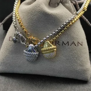 David Yurman Collier avec Charms en Métal Dual-Tone Argent et Or Pavé-Set