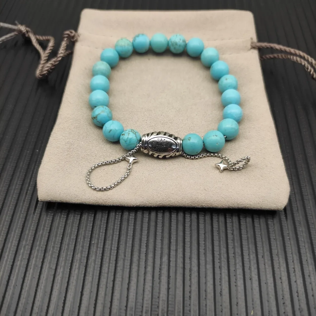 David Yurman 绿松石珠子桶扣手链 2