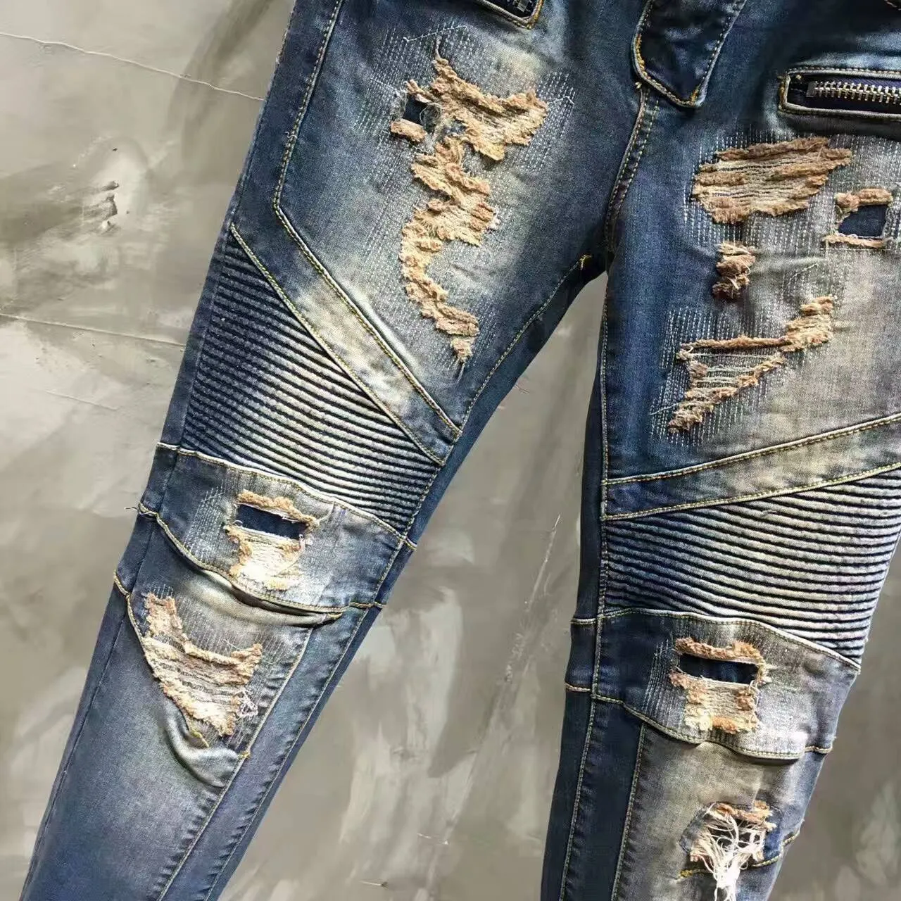 Jeans à panneau moto avec poche à fermeture éclair usée 6