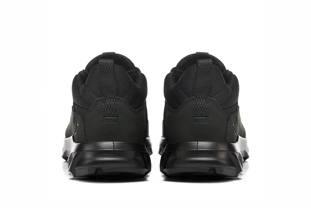 ECCO Black Mixed-Material Lifestyle Sneakers 8
