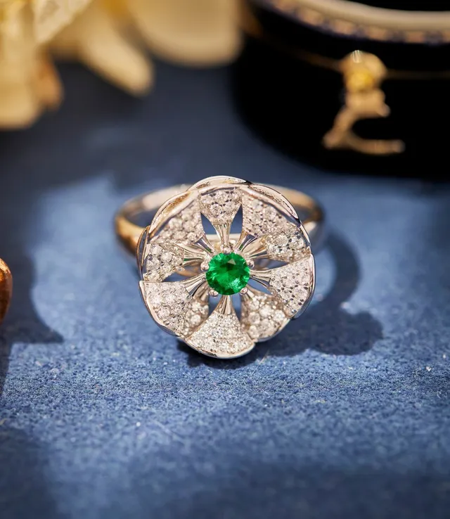 Floral Pavé Emerald and Diamond Ring 6