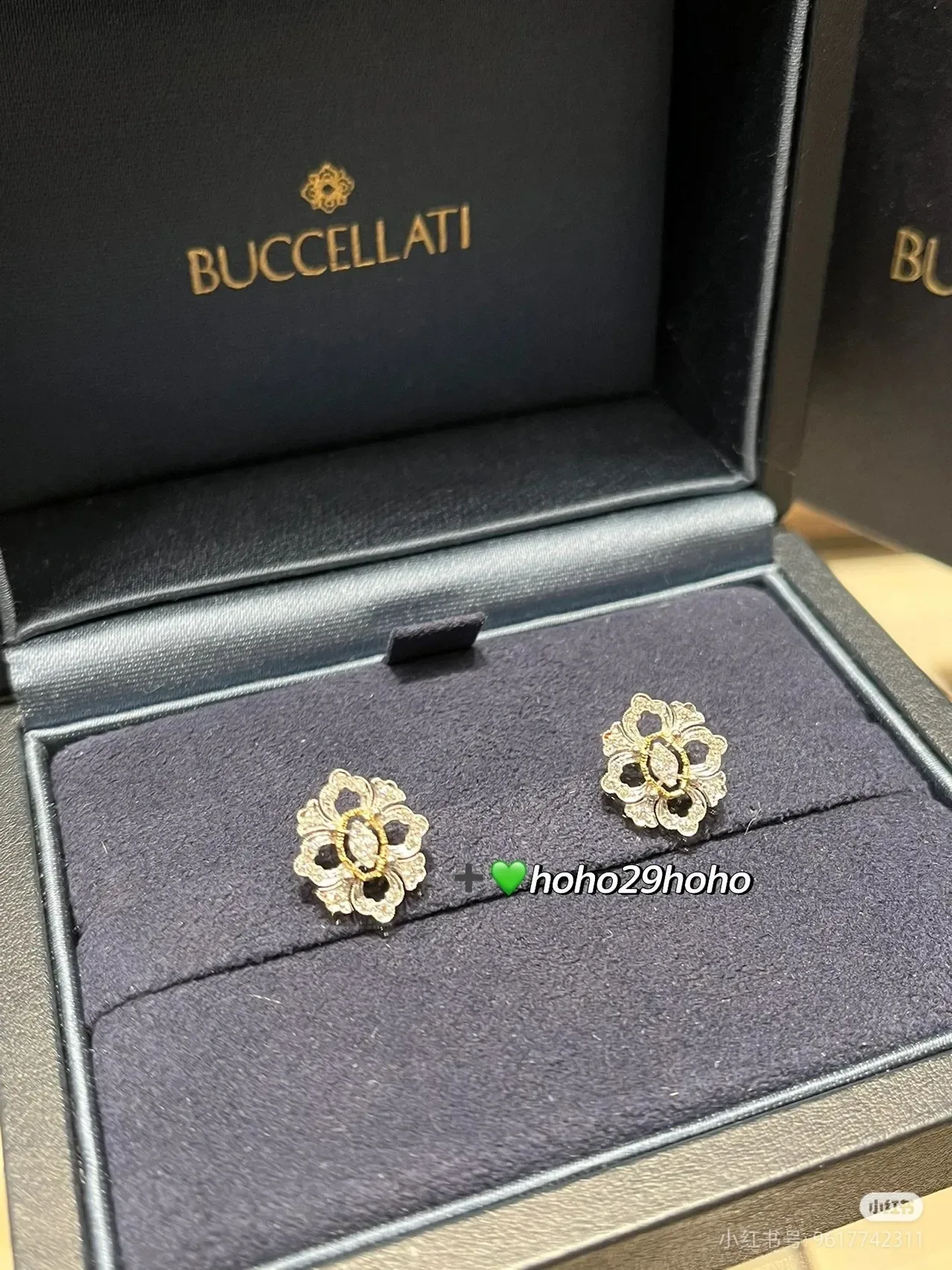 Floral Quatrefoil Pavé Two-Tone Stud Earrings 4