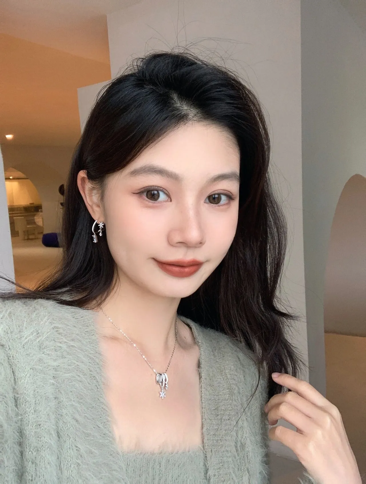 蓬松鼠尾草绿色前开襟针织开衫 6
