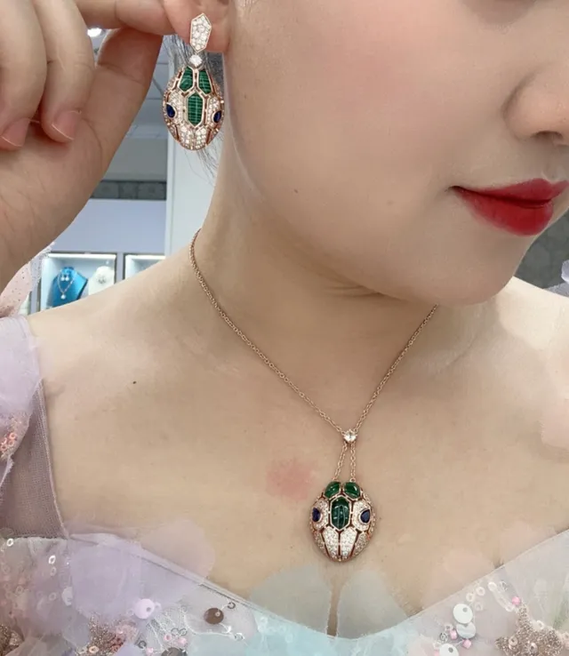 Geometric Malachite and Diamond Pavé Drop Earrings 8