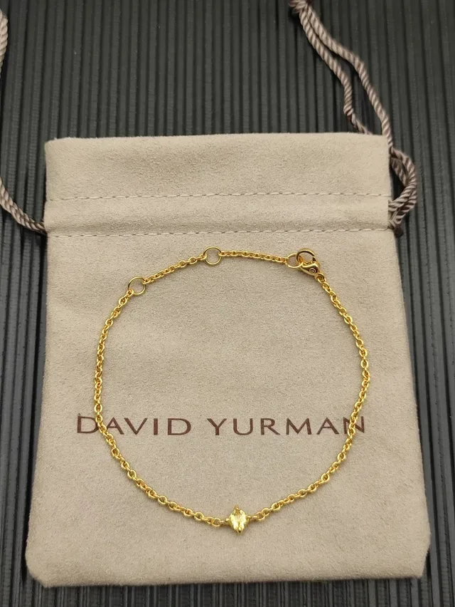 Bracelete de corrente de nó dourada bege com pedra facetada única 9