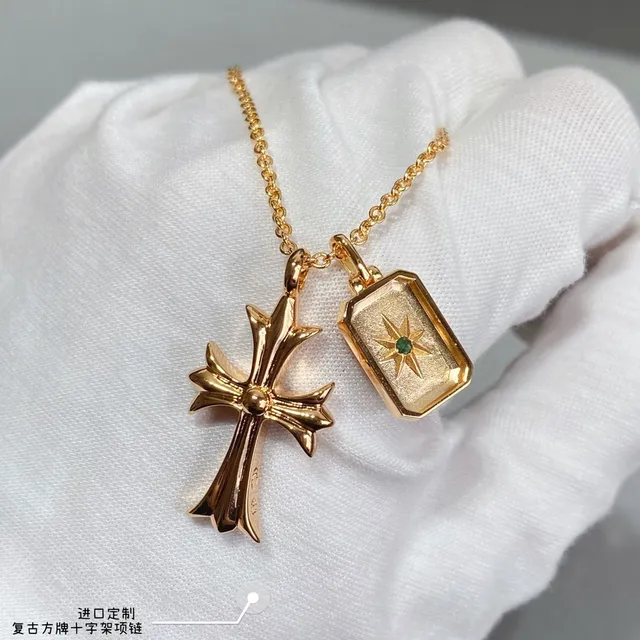 Collier chaîne dorée verte design double pendentif 2