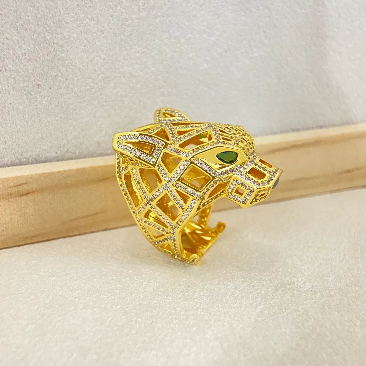 Gold Silver Panther Head Motif Pavé-Set Clear Stones Ring 3