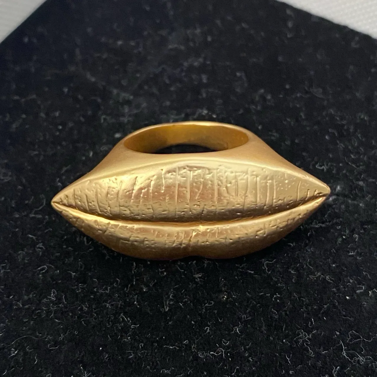 Gold-Tone Eye-Shaped Textured Ring 5