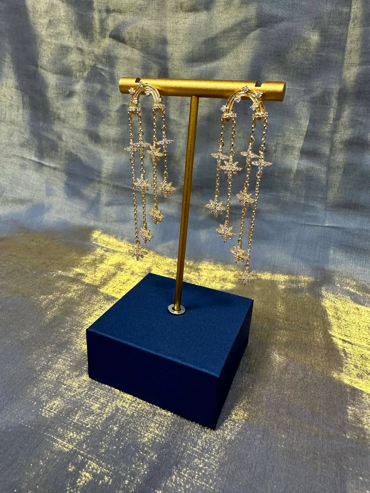 Boucles d'oreilles chandelier en cristal étoile doré 9