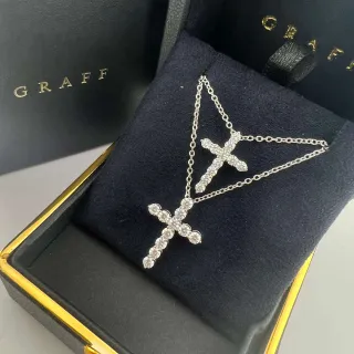 গ্রাফ Pavé ডায়মন্ড ক্রস পেন্ডেন্ট নেকলেস