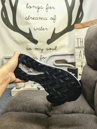Gray and Black Sculpted Midsole Lifestyle Sneakers 4