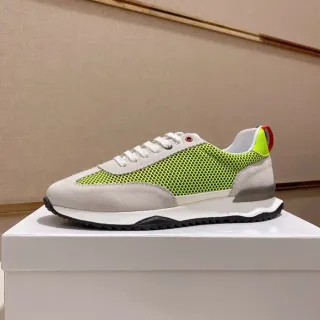 Zapatilla gris y verde lima híbrida mesh-suede low-top