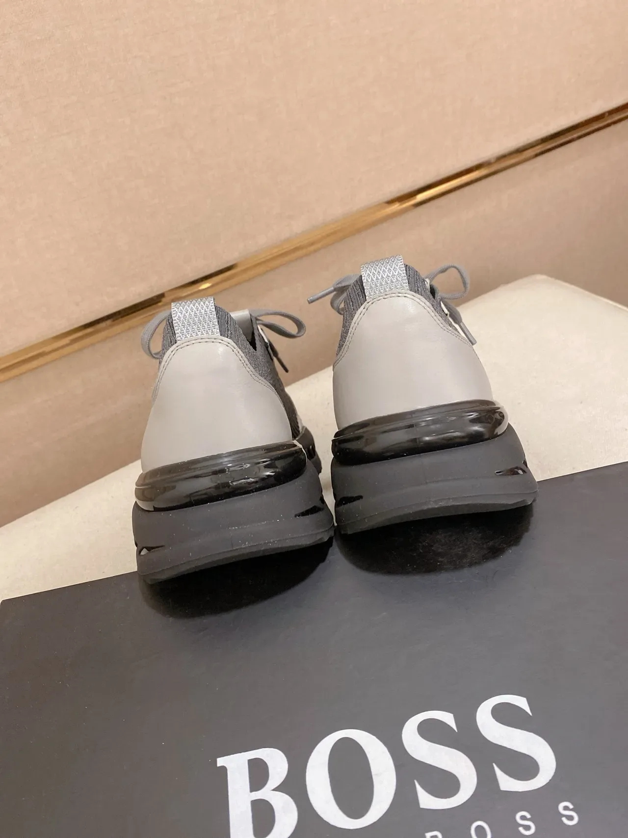 Gray Black Knit Upper Ribbed Texture Sneakers 2