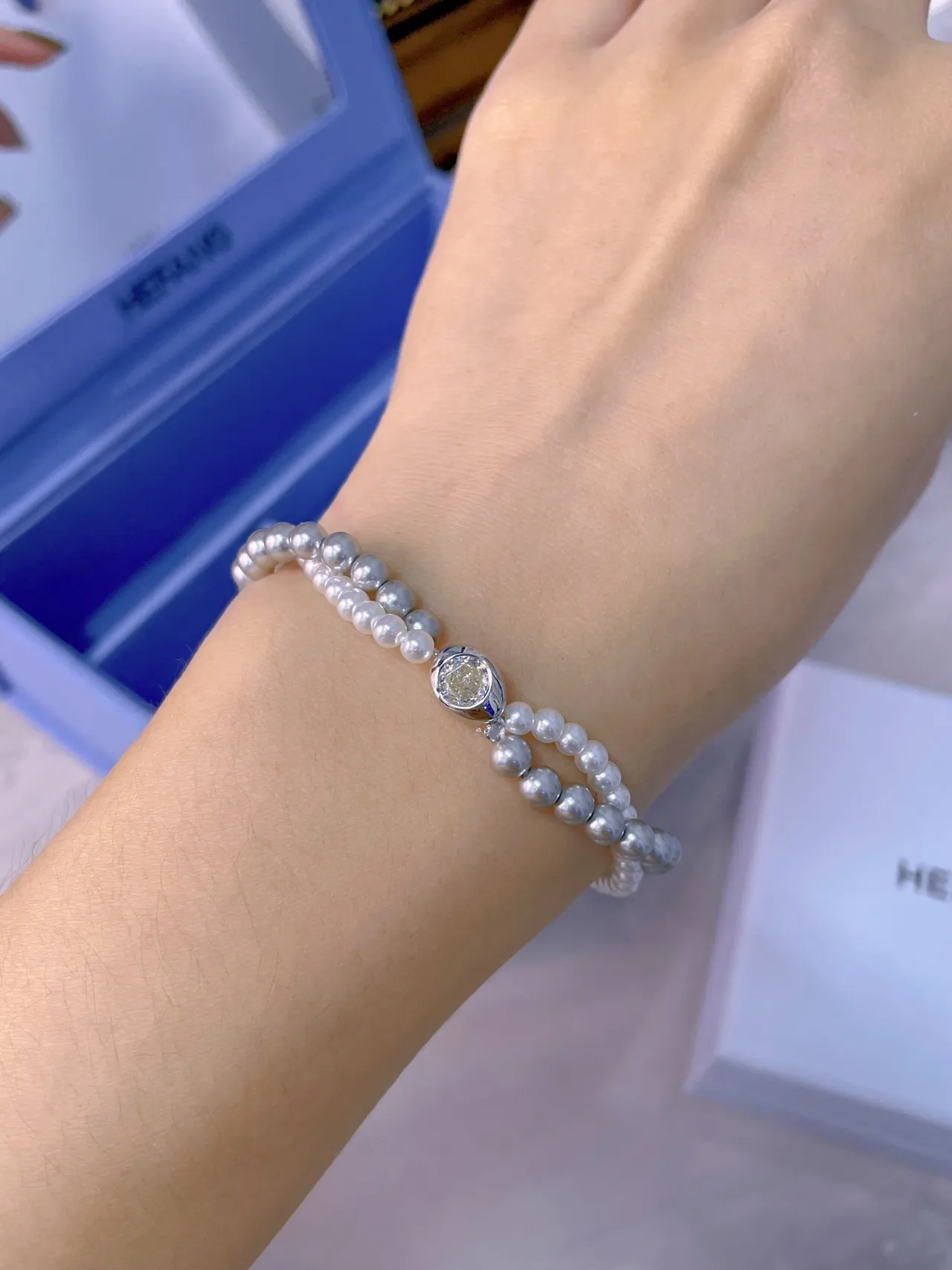 HEFANG Silver White Double-Strand Pearl Metal Bracelet 2