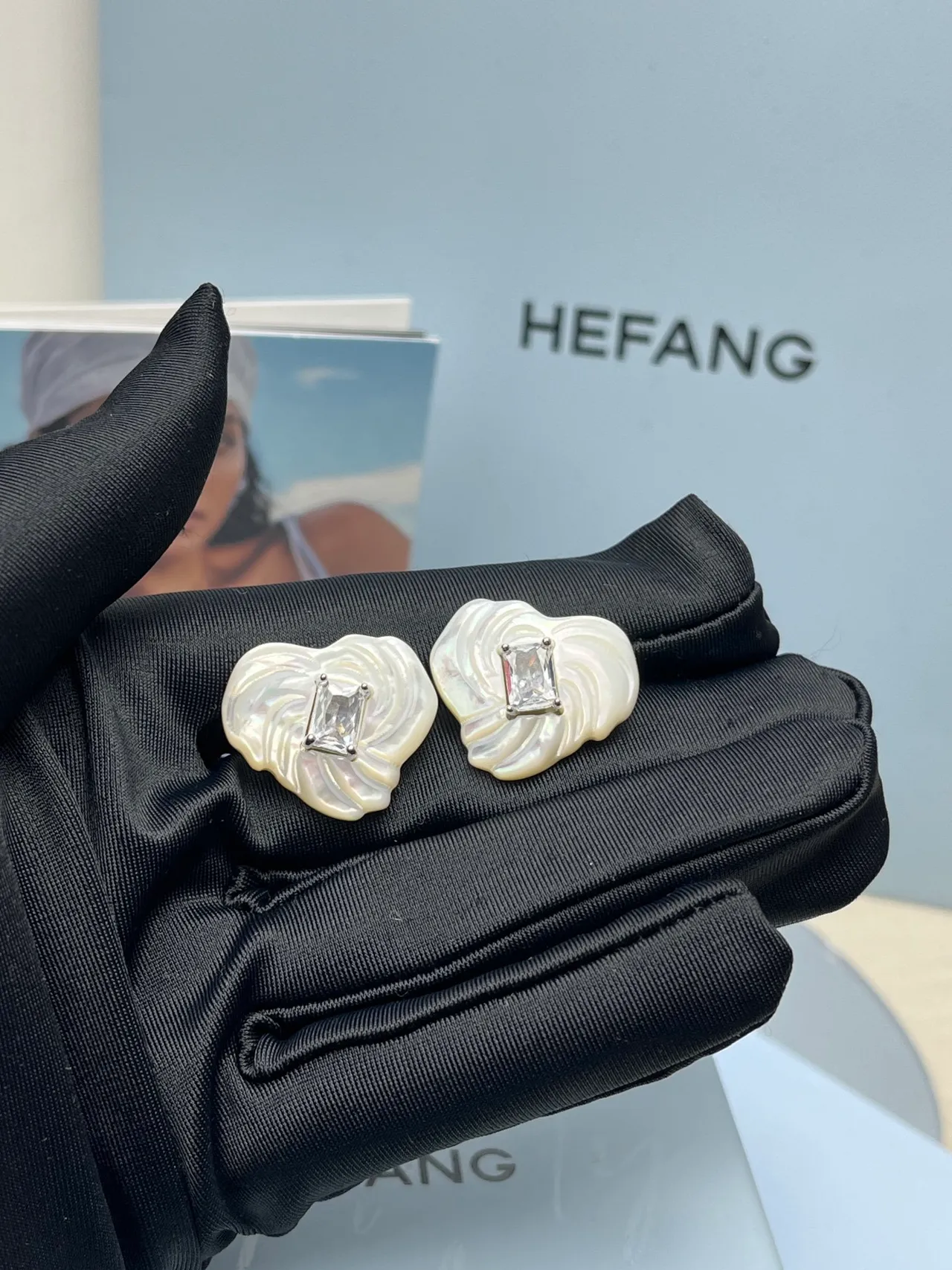 HEFANG White Silver Sculpted Shell Swirl Iridescent Earrings 6