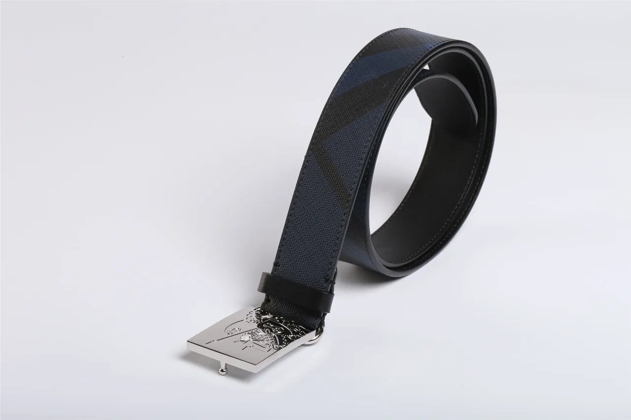 Knight Motif Buckle Navy and Black Geometric Pattern Leather Belt 4
