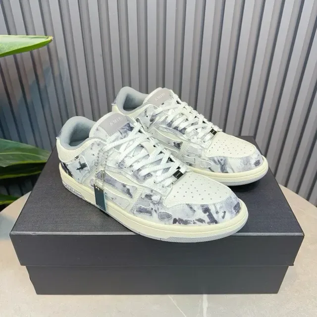 Marbled Print Layered Panel Low-Top Lifestyle Sneakers 5