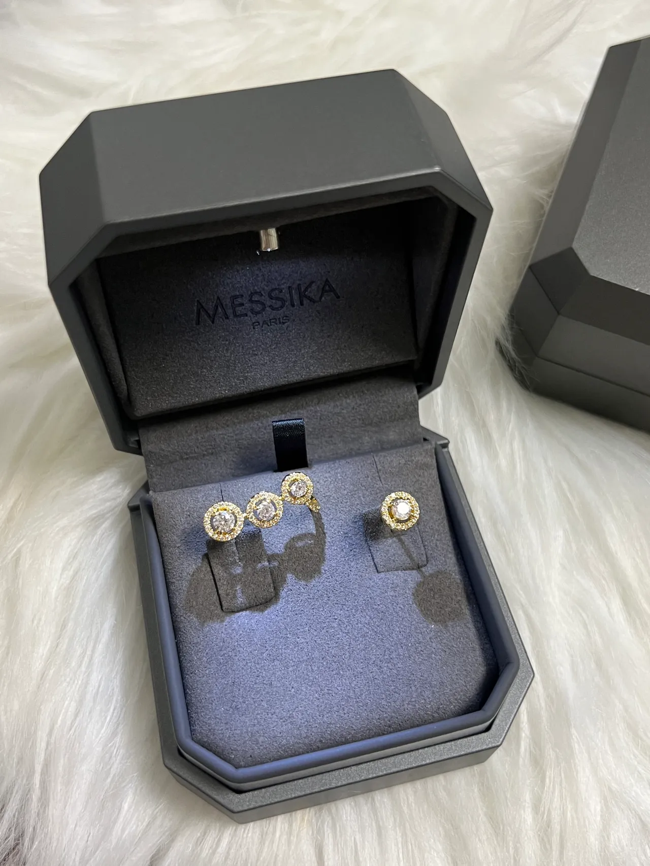 Messika Halo-Set Round Diamond Stud Earrings 3