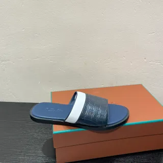 Navy White Croc-Embossed Strap Contrast Stripe Slippers