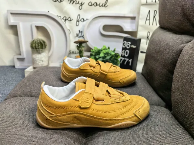 Off-White Laceless Strap Sneaker Unisex Lifestyle Sneakers 21