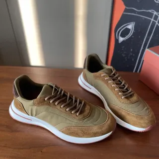 Zapatillas Lifestyle de Ante y Tejido en Oliva y Tan