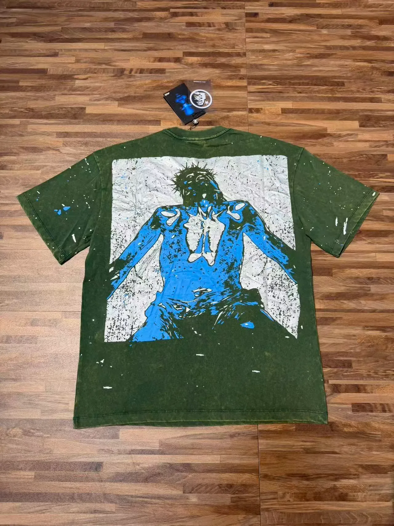 Olive Green and Black Graphic Print Distressed T-Shirt 4